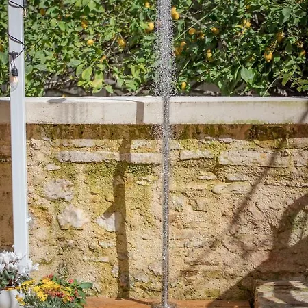 Διαμέρισμα Little Gem By The Sea *