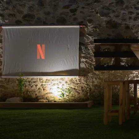 Little Gem By The Sea * Chania (Crete)